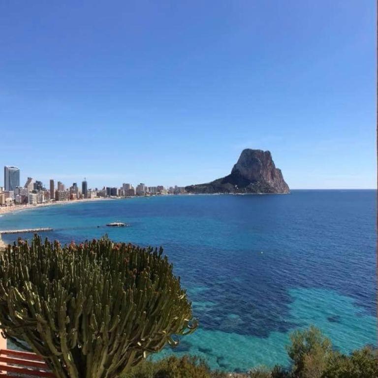 Apartment Iris 5 Minutos De La Playa, Centro De Ciudad كاليبي المظهر الخارجي الصورة