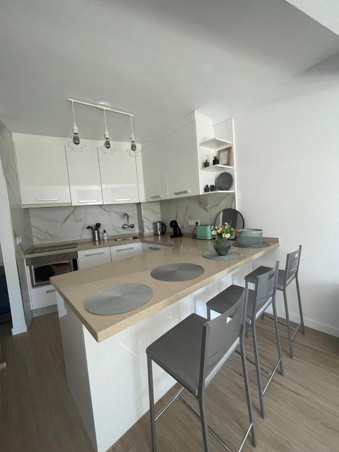 Apartment Iris 5 Minutos De La Playa, Centro De Ciudad كاليبي المظهر الخارجي الصورة