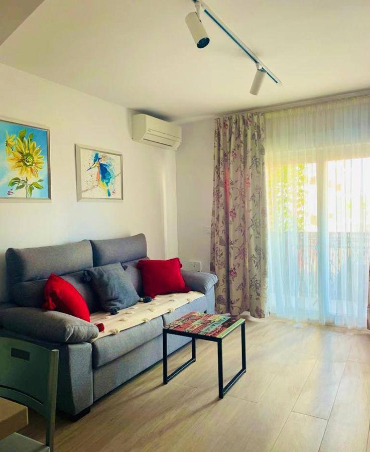 Apartment Iris 5 Minutos De La Playa, Centro De Ciudad كاليبي المظهر الخارجي الصورة