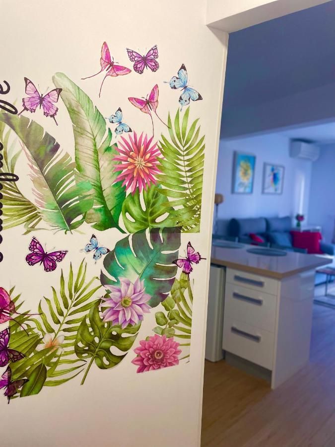Apartment Iris 5 Minutos De La Playa, Centro De Ciudad كاليبي المظهر الخارجي الصورة